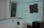 One bedroom flat for rent in the top center