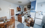 Three room apartment for sale in the top center